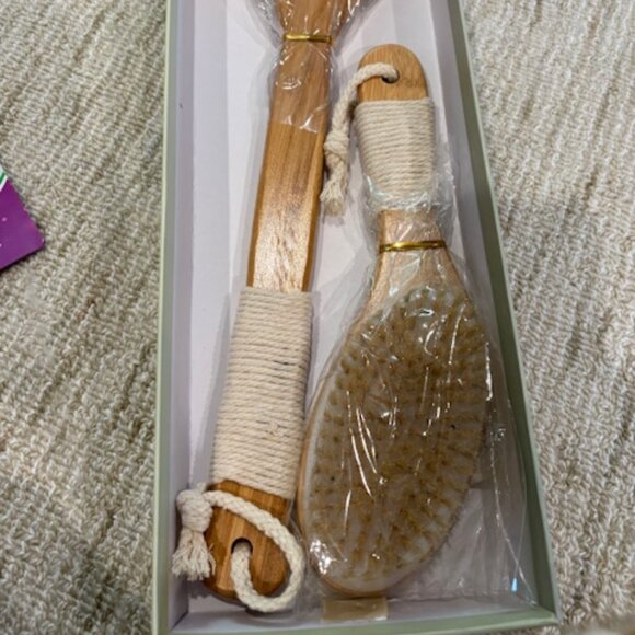 Lymphatic Body Brushes - Picture 6 of 6